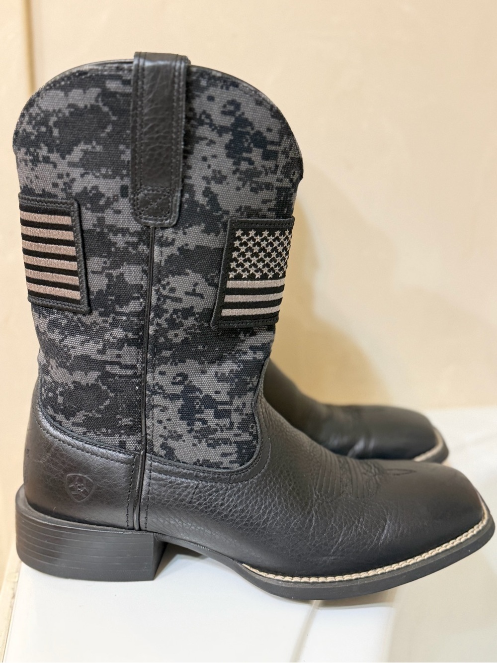 Ariat Kids Black & Gray Digital Camo Pull-On Boots